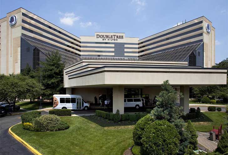 Best Hotels in Newark NJ Doubletree by Hilton