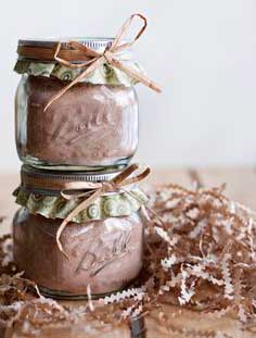 diy-mason-jar-christmas-gifts-mini-sized-with-twine