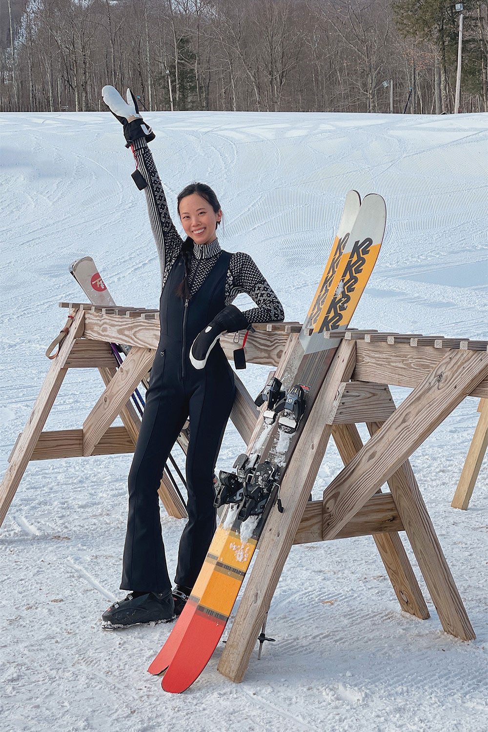 fashionable-ski-outfits-obermeyer-ski-bib-review