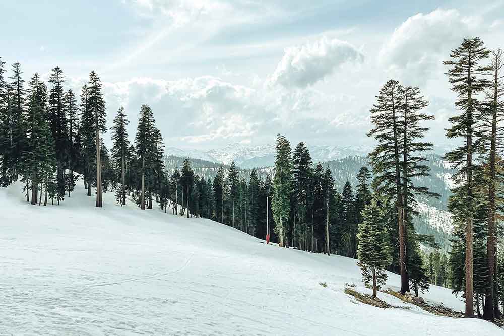 heavenly-vs-northstar-ski-resort-review