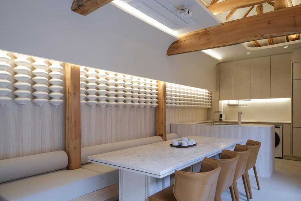 luxury-hanok-hotel-in-seoul-danji-hanok