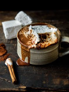 mason-jar-christmas-gifts-giant-marshmallow-with-hot-chocolate-1