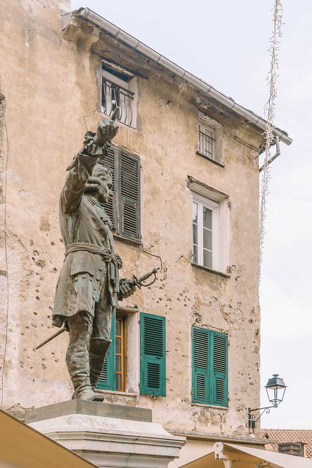 mountain-villages-and-interior-towns-in-corsica-corte