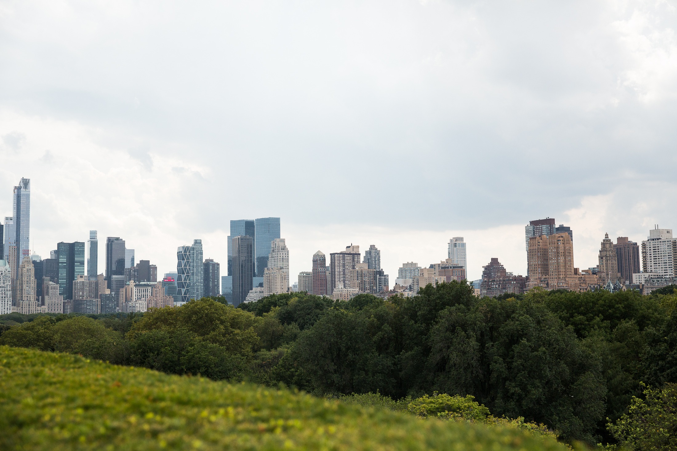 rooftop new york city nyc metropolitan museum met art gallery sculpture photo shershegoes.com