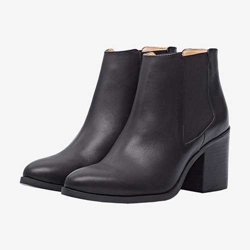 nisolo-heeled-chelsea-boots