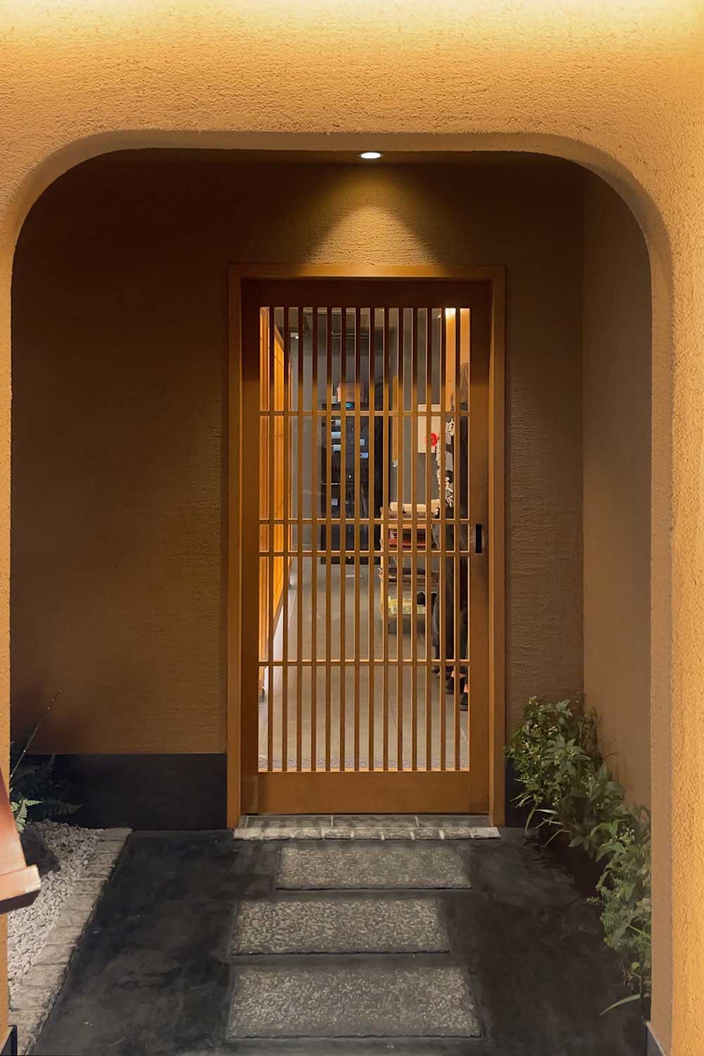 osaka-neighborhoods-where-to-stay