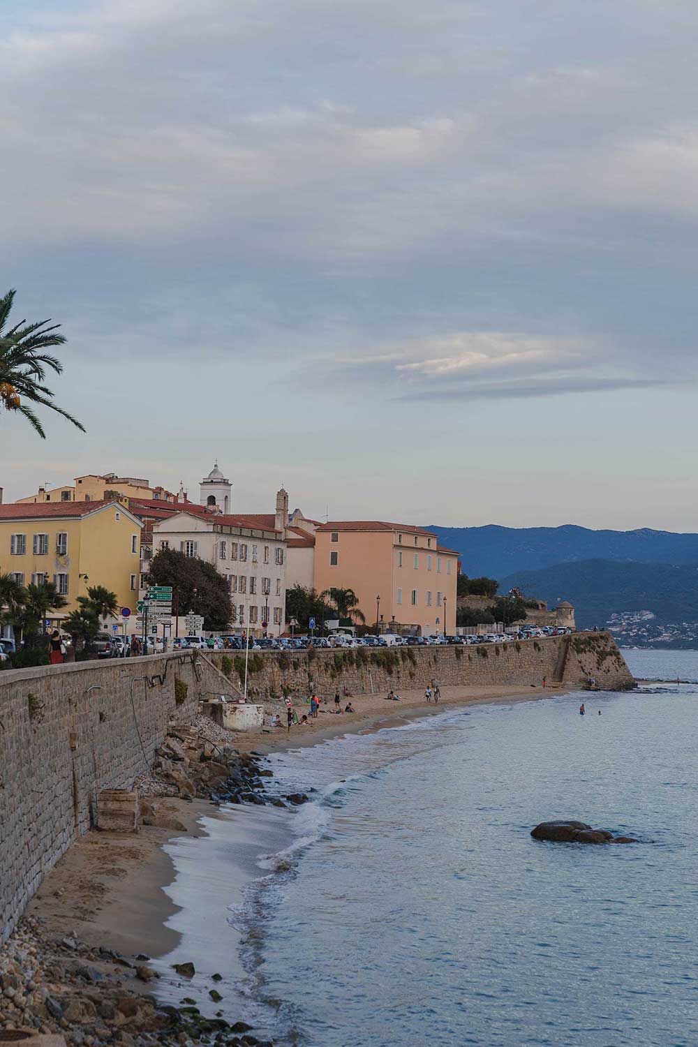 plage-saint-francois-in-ajaccio-central-old-town-corsica