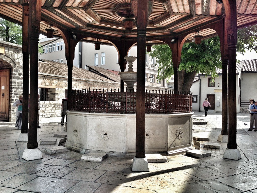 sarajevo bosnia gazi husrev-beg mosque shershegoes.com