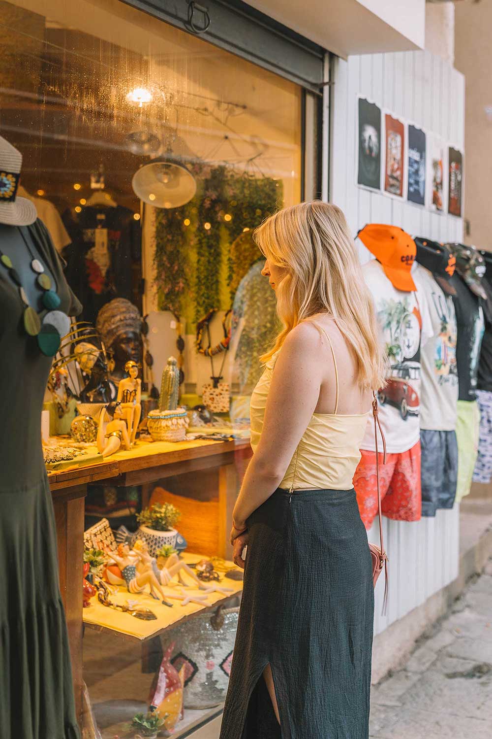 shopping-in-calvi-corsica