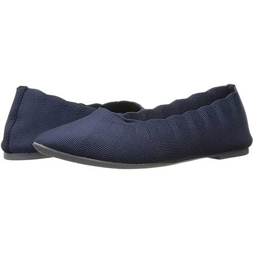 The Most Stylish Flats with Arch Support (2021)