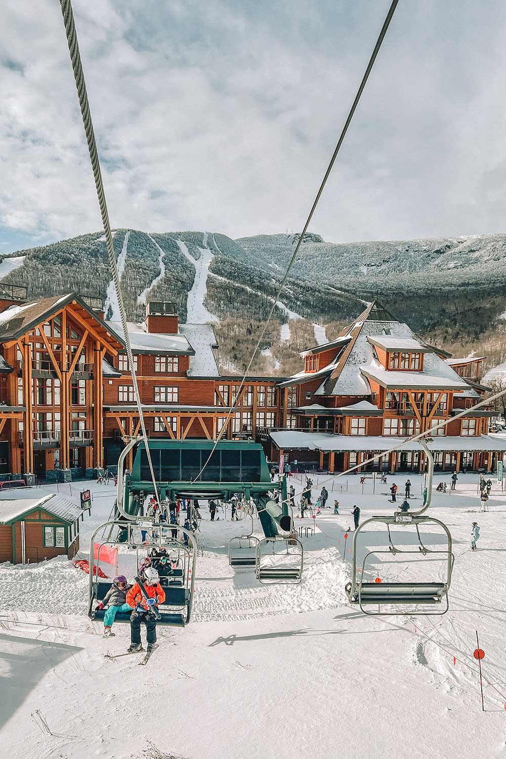 skiing-in-stowe-vermont