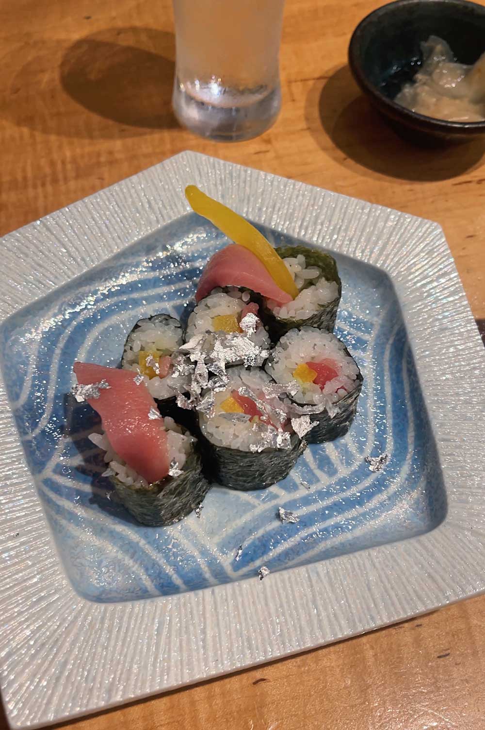 sushi-in-osaka-japan