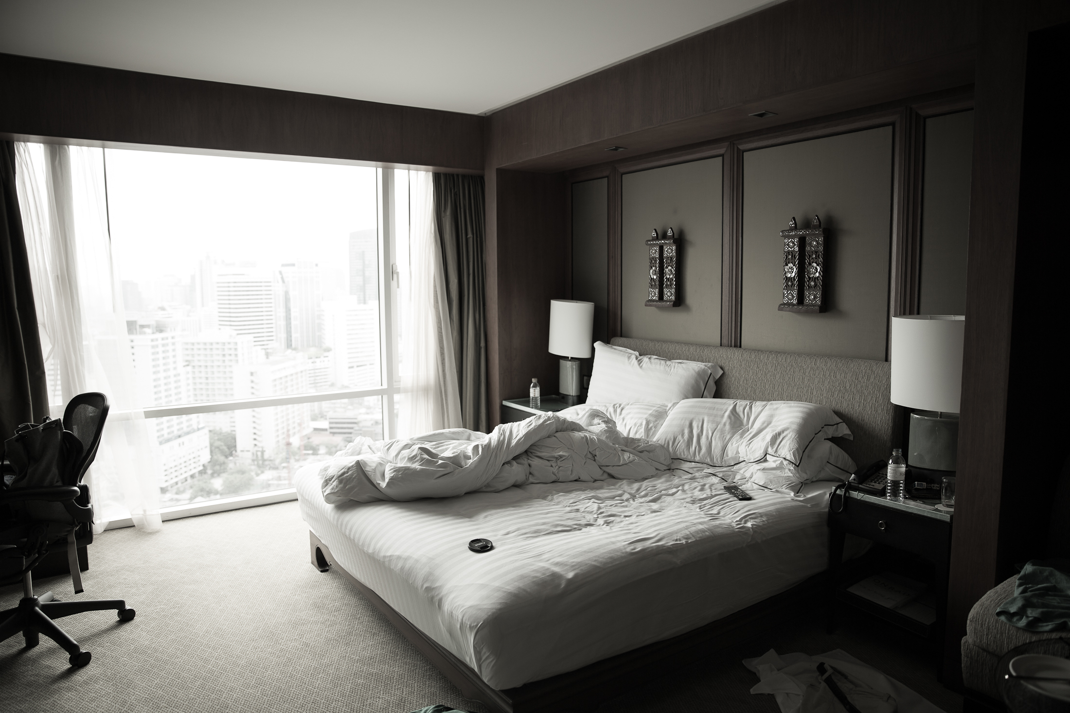 sher she goes thailand conrad hotel bangkok luxury southeast asia bedroom 