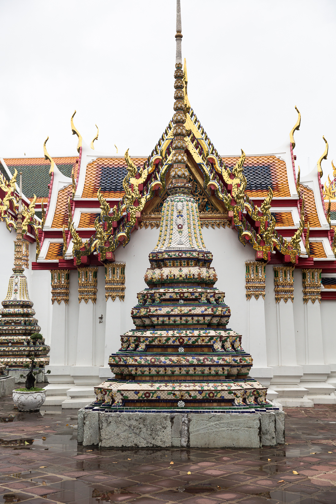 thailand bangkok wat pho buddha temple gold religion thai chedi summer travel photo shershegoes.com (6)