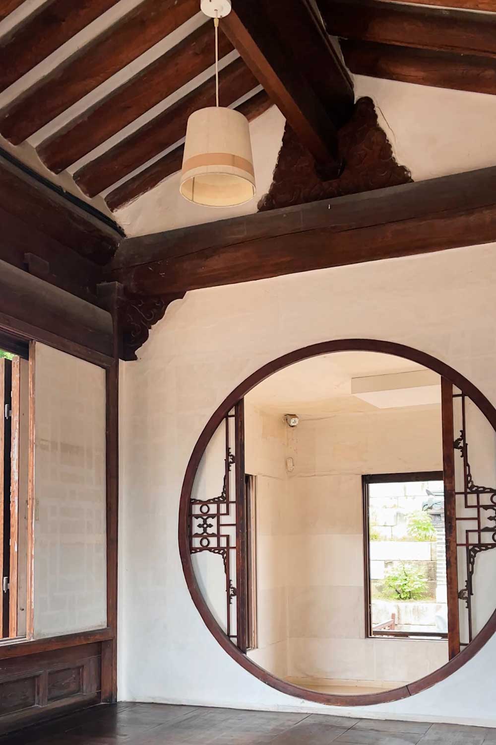 traditional-seoul-hanok-house-