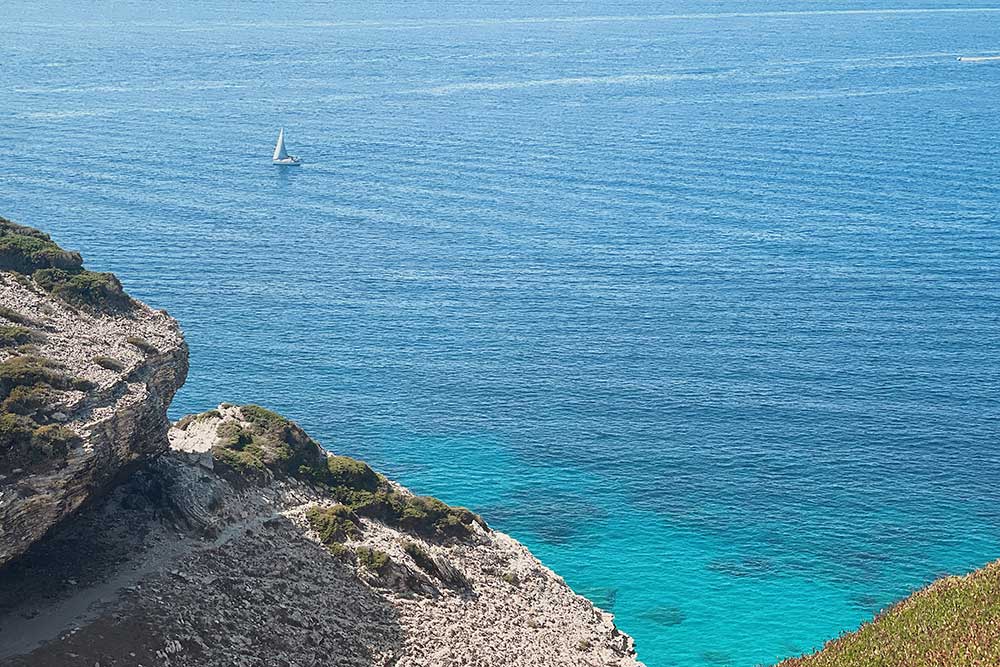 travel-tips-for-corsica-france-beach-cliffs
