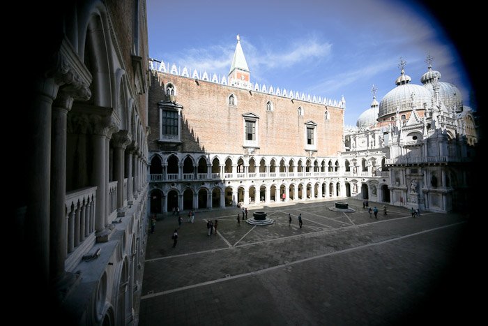 venezia europe travel hotel entryway columns basilica light pink marble doge palace