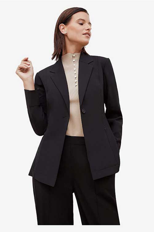 what-to-wear-at-work-suit-jacket