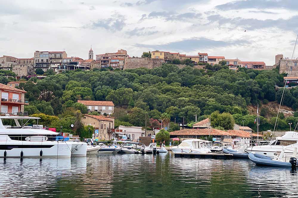 where-to-stay-in-porto-vecchio-corsica-affordable-mid-range-hotels