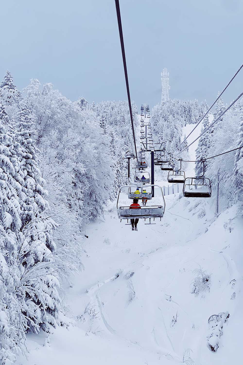 winter-in-mont-tremblant-montreal-quebec-canada
